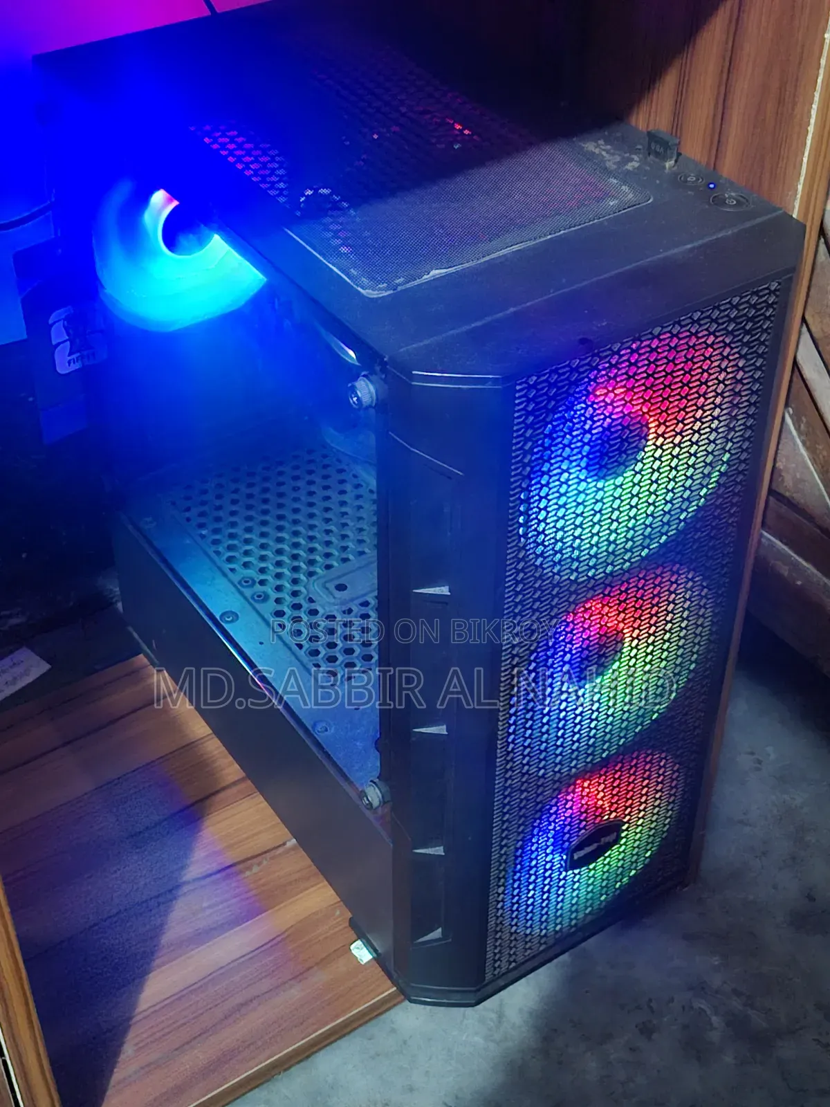Desktop Computer Gigabyte 8GB AMD Ryzen 5 SSD 256GB