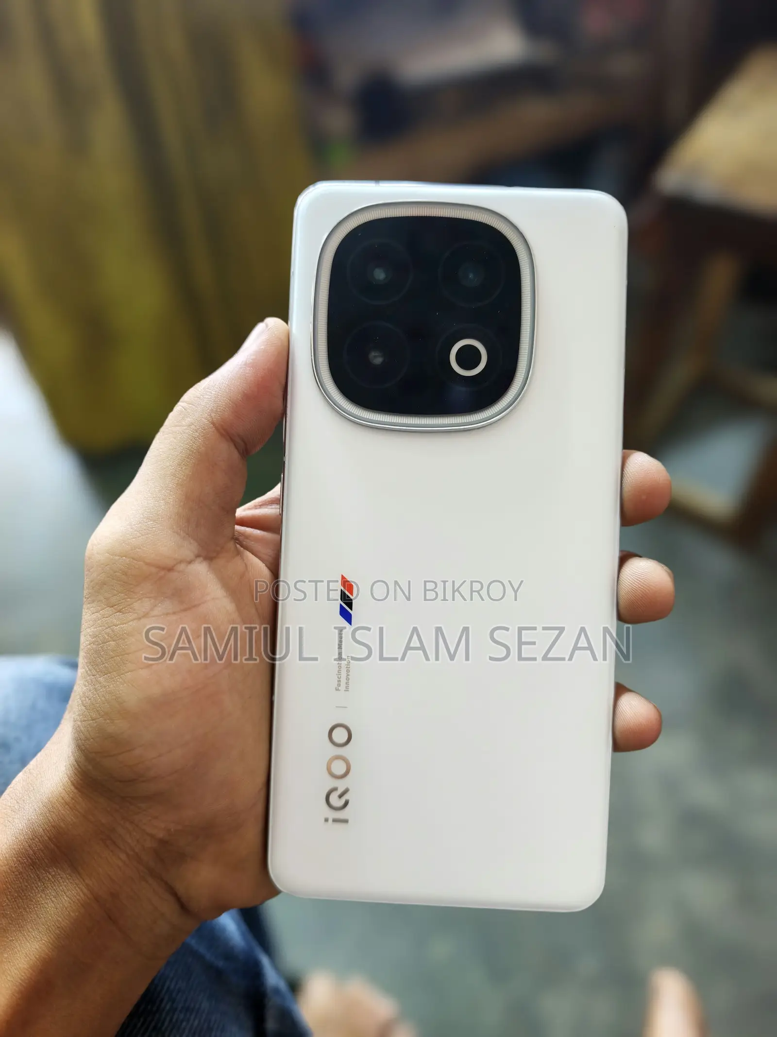 New iQOO 13 256 GB White