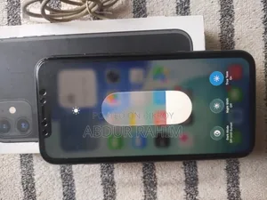 অ্যাপল আইফোন ১১ ৬৪ জিবি ব্ল্যাক