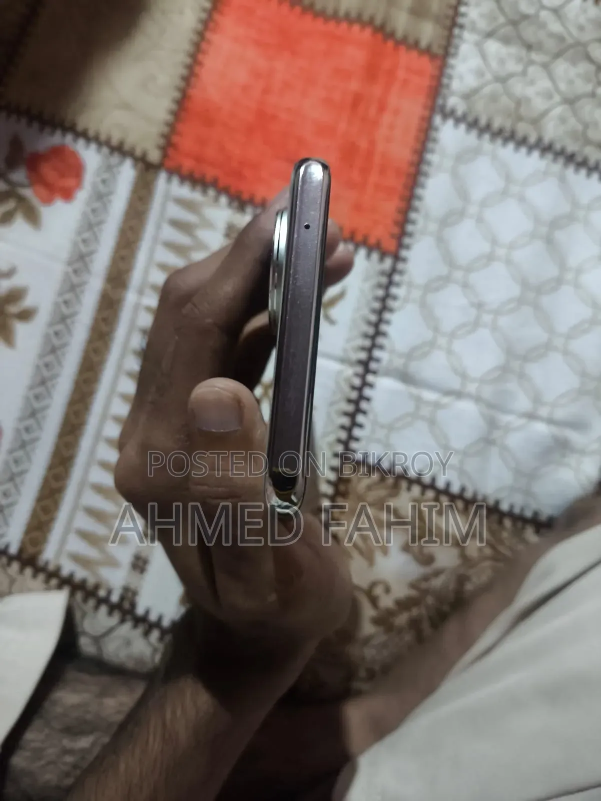 iQOO 256 GB