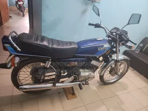Yamaha 1999 Blue