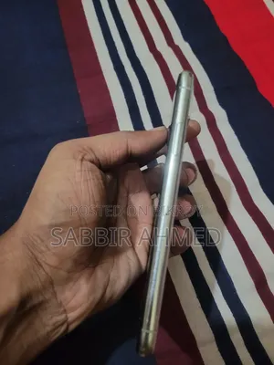 Apple iPhone X 64 GB White