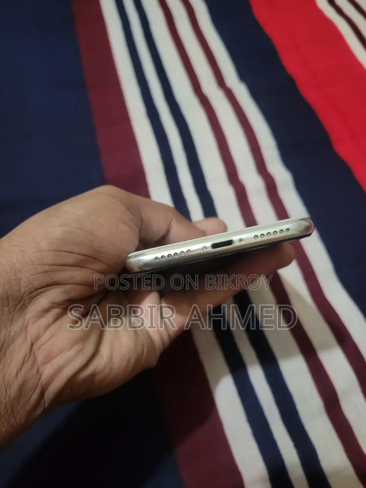 Apple iPhone X 64 GB White