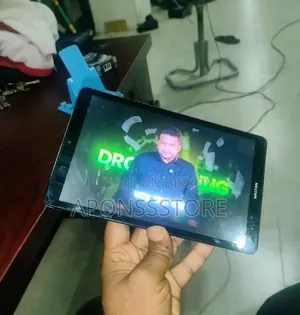 ওয়ালটন ওয়ালপ্যাড ৮জি ৬৪ জিবি সিলভার
