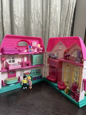 Doll House With Playset