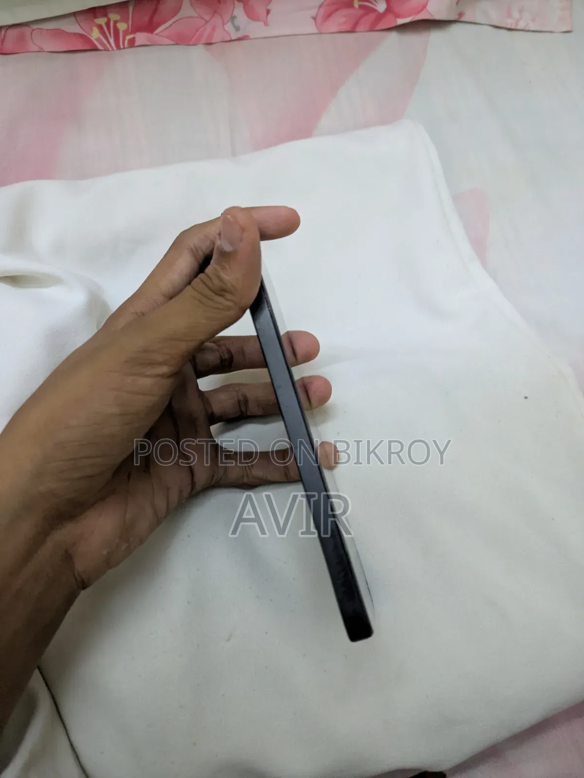 হনার ৯০ লাইট ২৫৬ জিবি ব্ল্যাক