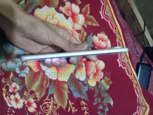 টেকনো পোভা স্লিম ৫জি ২৫৬ জিবি হোয়াইট