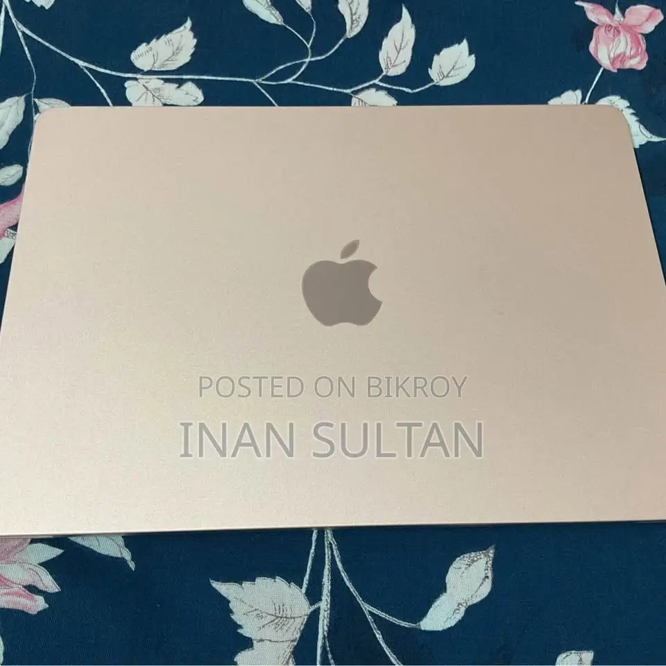 Laptop Apple MacBook Air 2024 M3 8GB Apple M3 SSD 512GB