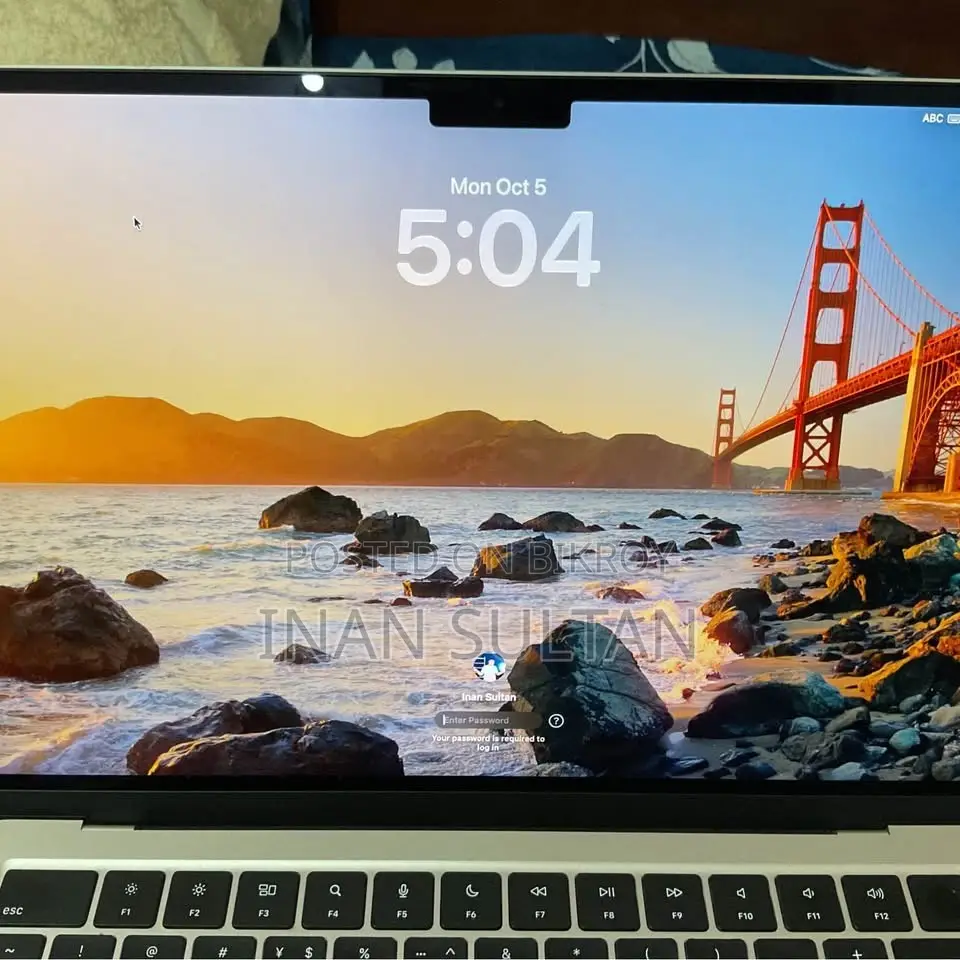 Laptop Apple MacBook Air 2024 M3 8GB Apple M3 SSD 512GB