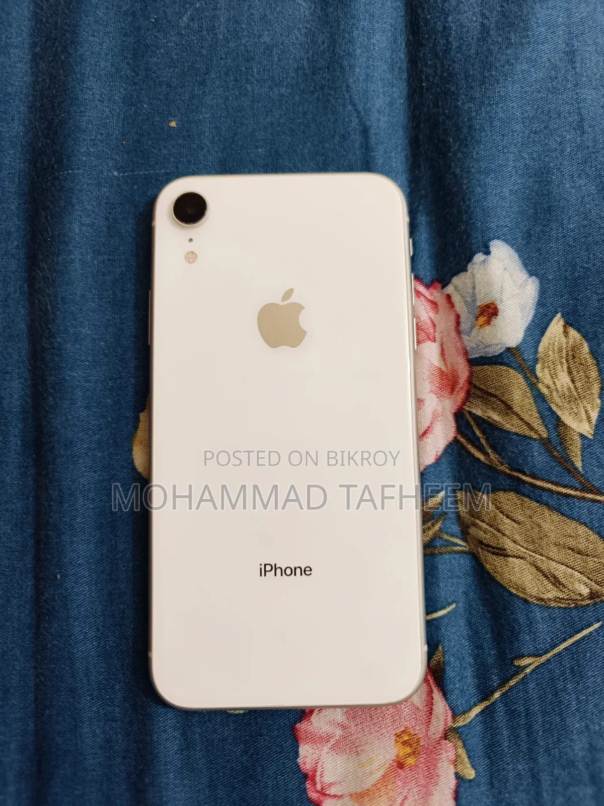 Apple iPhone XR 64 GB White