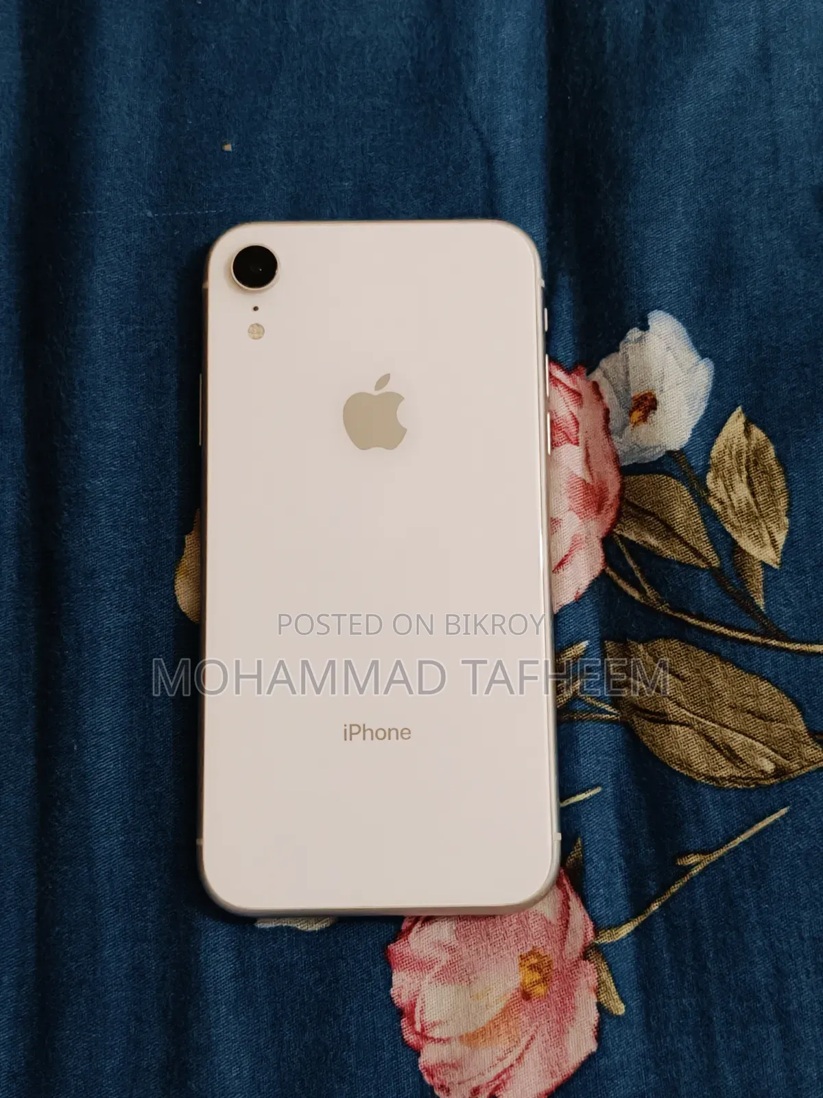 Apple iPhone XR 64 GB White