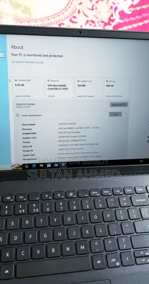 New Laptop Dell Inspiron 15 3520 8GB Intel Core i3 SSD 512GB