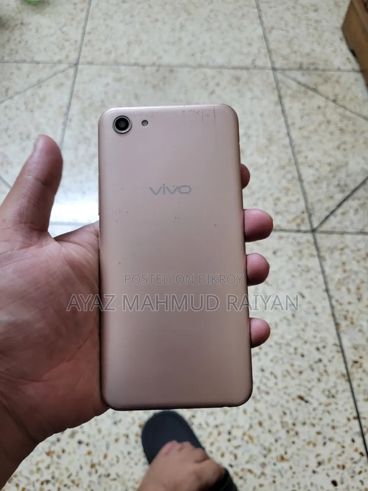 Vivo Y81 32 GB Gold