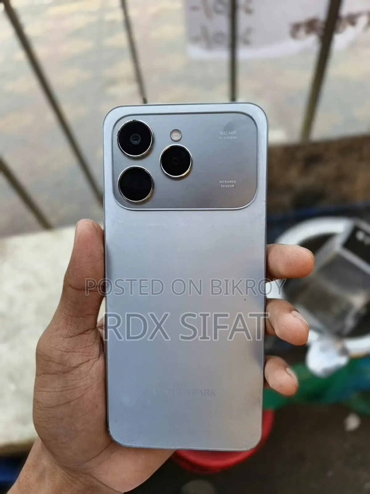 Tecno Spark 40 128 GB Silver
