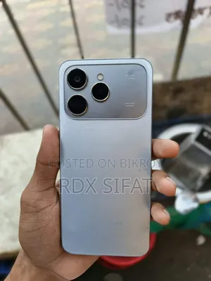 Tecno Spark 40 128 GB Silver
