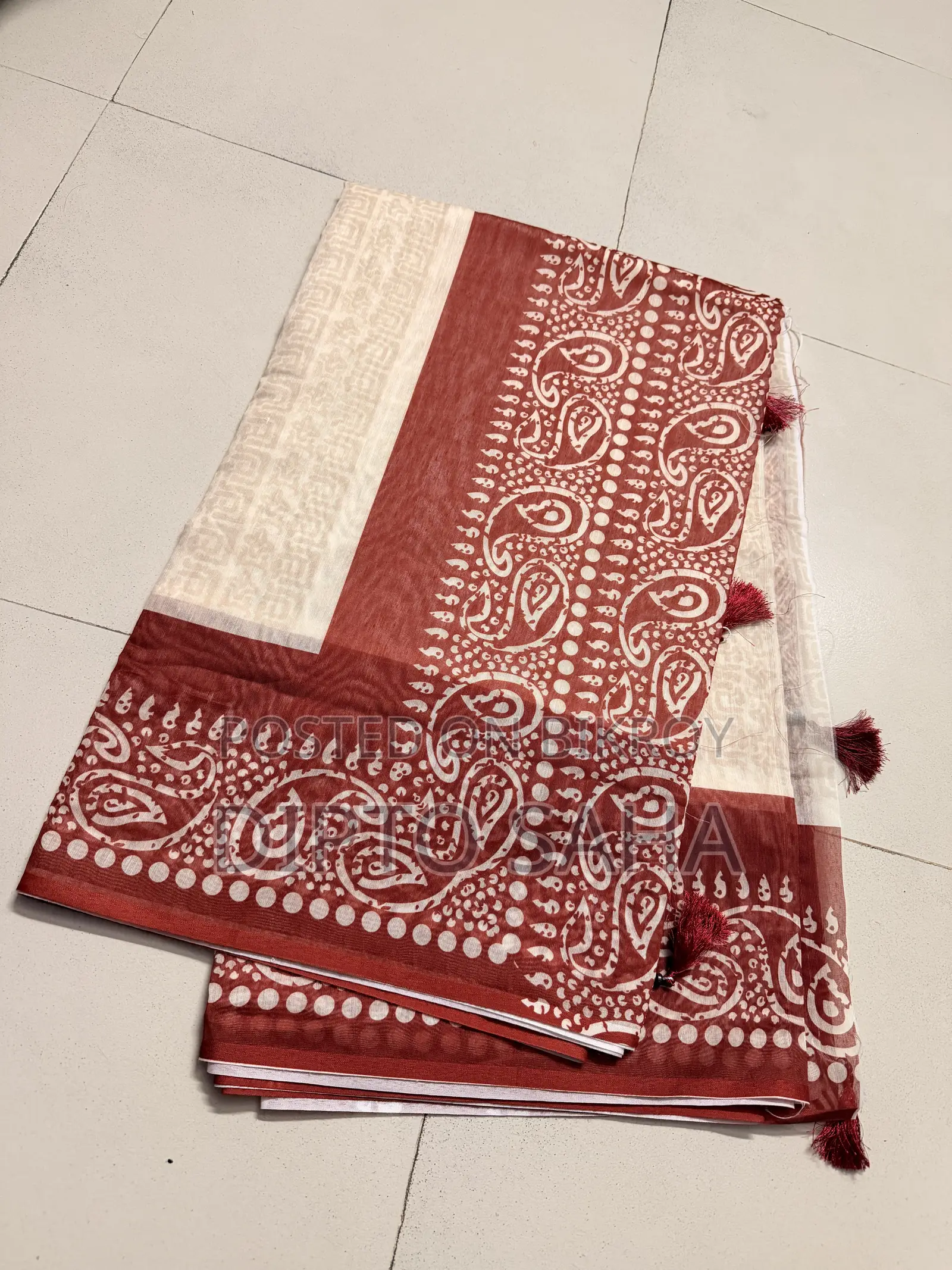 চান্দেরি সিল্ক শাড়ি।