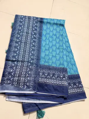 চান্দেরি সিল্ক শাড়ি।