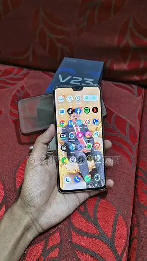Vivo V23 5G 128 GB Gold