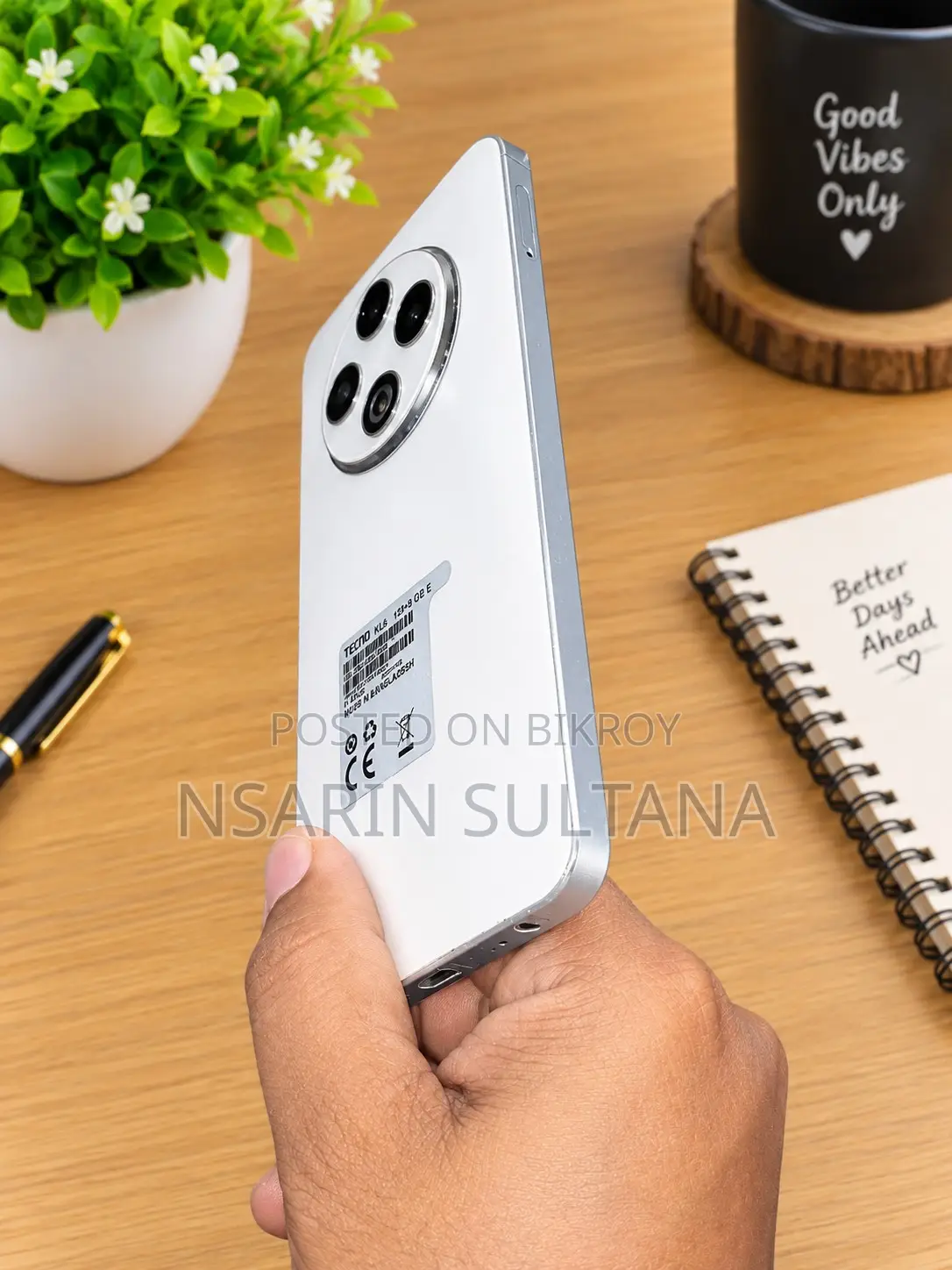 Tecno Spark 30 128 GB Silver