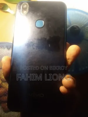 Vivo Y11 32 GB Blue
