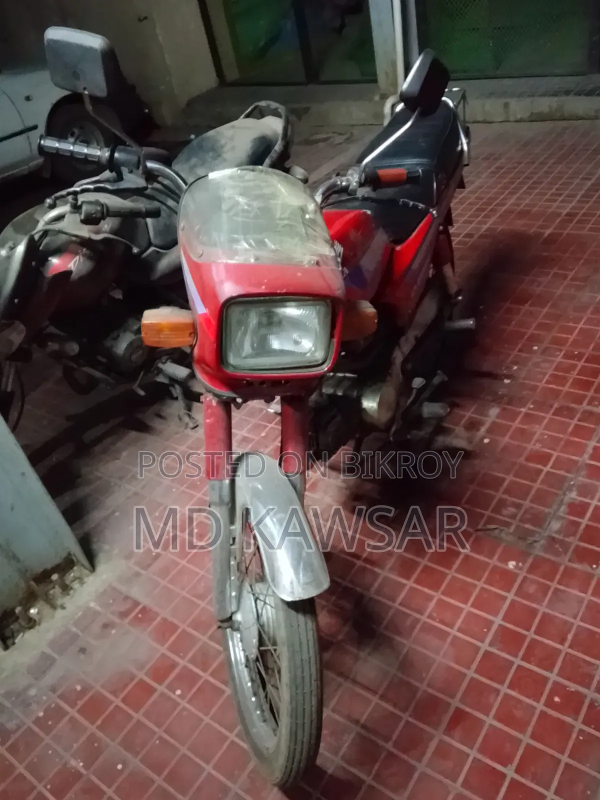 QJ Motor Monster SRK 180 2000 Red