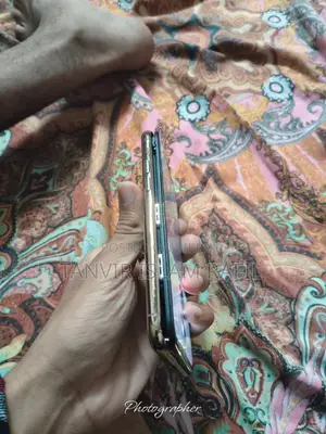 অ্যাপল আইফোন ১১ প্রো ২৫৬ জিবি গোল্ড