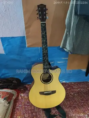 ডিভাইসর এল-৭২০, রং: উড গ্লসি, অবস্থা: প্রায় নতুন
