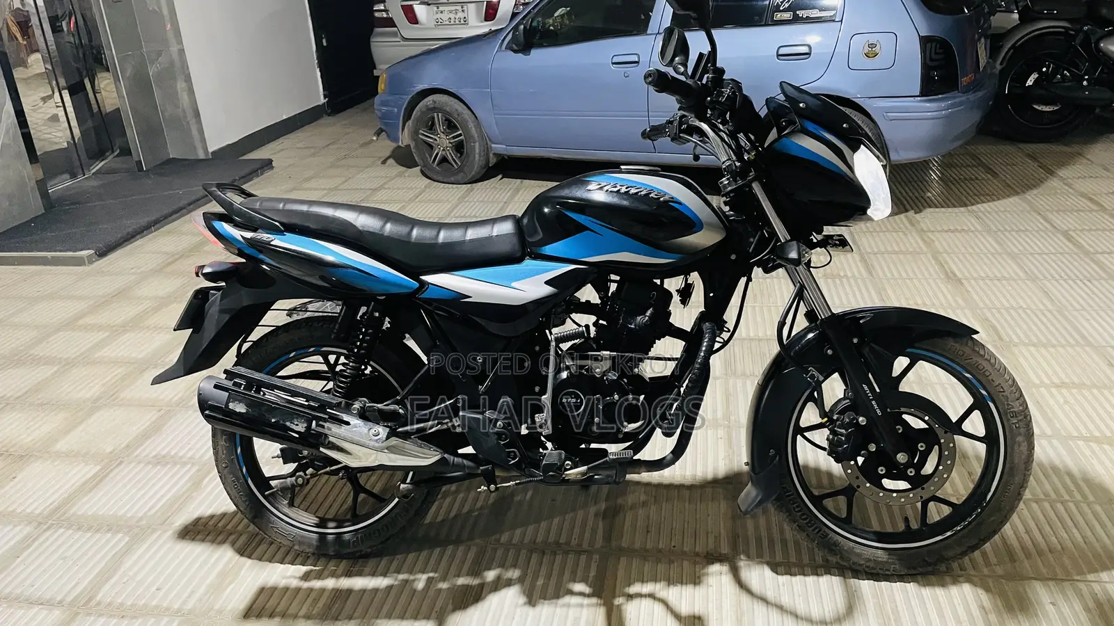 বাজাজ ডিসকভার ১১০ ২০২৪ নীল