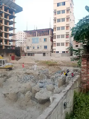 3-bedroom Apartment in Noor E Hera, Mohammadpur for sale