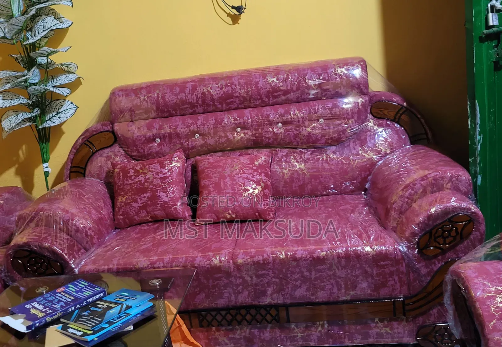 সোফা+ টেবিল