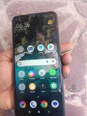 মোবাইল ফোন ৬৪ জিবি কালো