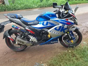 Blue 2022 Suzuki Gixxer SF