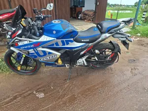 Blue 2022 Suzuki Gixxer SF