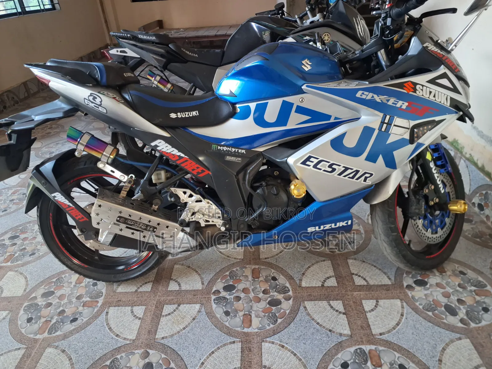 Blue 2022 Suzuki Gixxer SF