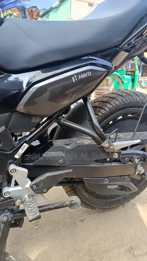 New Hero Xtreme 125R 2026 Black