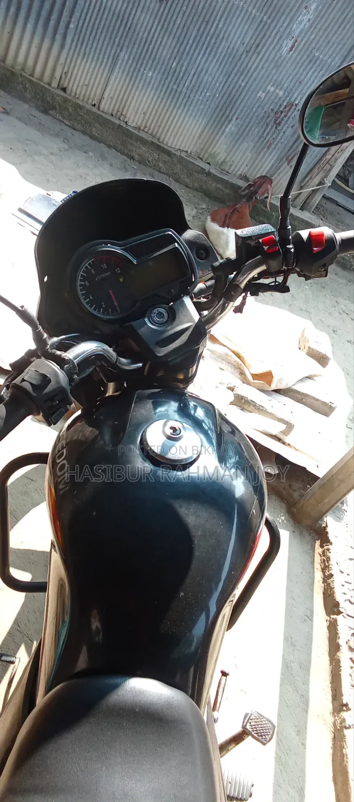 রানার রয়্যাল+ ভি২ ২০১৪ ব্ল্যাক