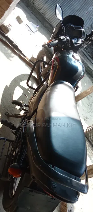 রানার রয়্যাল+ ভি২ ২০১৪ ব্ল্যাক
