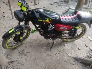 হন্ডা ২০১১ ব্ল্যাক