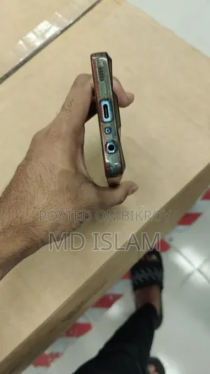 স্যামসাং গ্যালাক্সি এ৫২ ১২৮ জিবি নীল