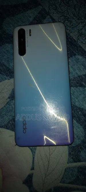 ওপ্পো এফ১৫ ২৫৬ জিবি নীল