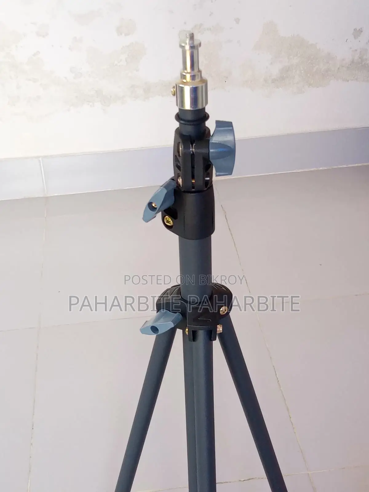 Jmary KP-2207 Portable Aluminum Tripod