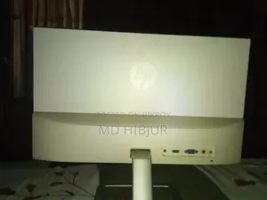22 Inch White Colour Monitor
