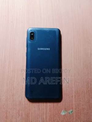 Samsung A10 32 GB Black