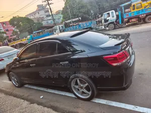 টয়োটা প্রমিও ২০১৮ কালো