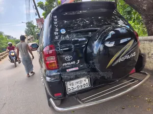 Toyota RAV4 2002 Black
