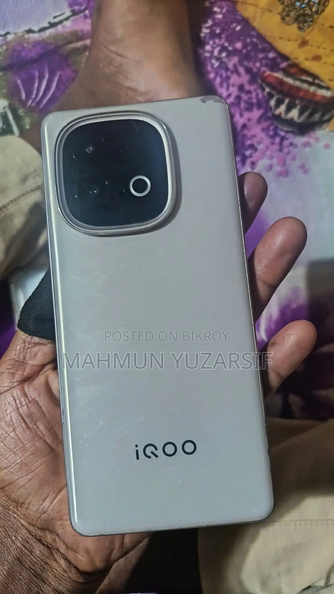 iQOO 256 GB White