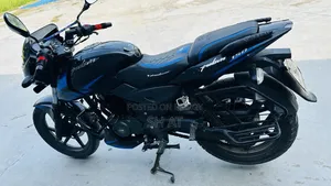 Bajaj Pulsar 150 2022 Blue