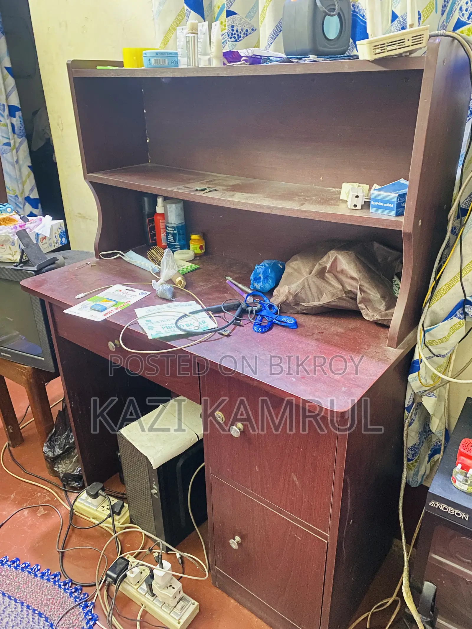 Reading Table