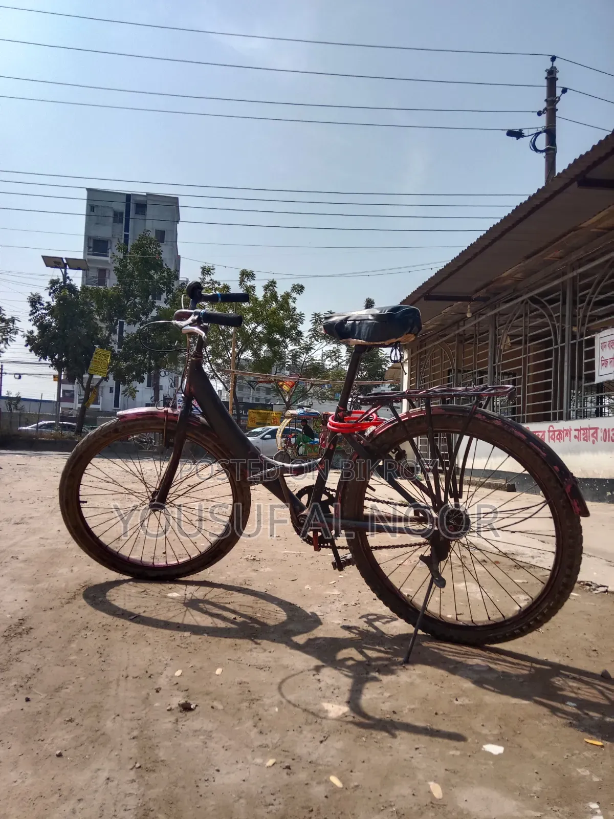 Bicycle for sale. Running bicycle, no repair needed.