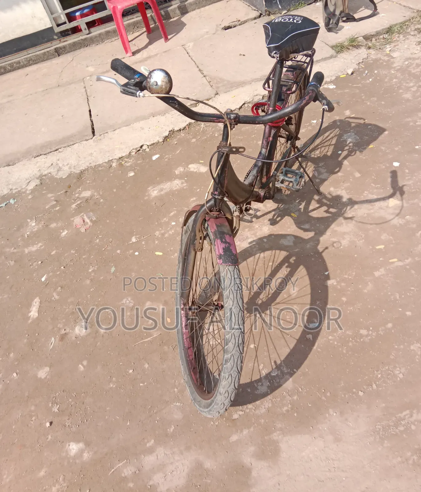 Bicycle for sale. Running bicycle, no repair needed.